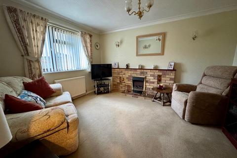 undefined, NO CHAIN - Ashford Lea, Desborough, Kettering