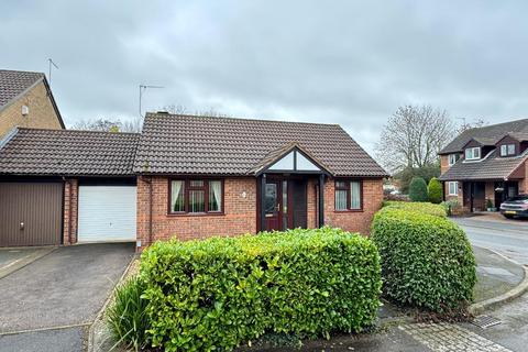 undefined, NO CHAIN - Ashford Lea, Desborough, Kettering