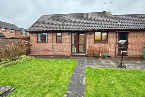 undefined, NO CHAIN - Ashford Lea, Desborough, Kettering
