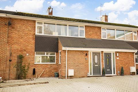 3 bedroom terraced house for sale, St. Johns Meadow, Lingfield RH7