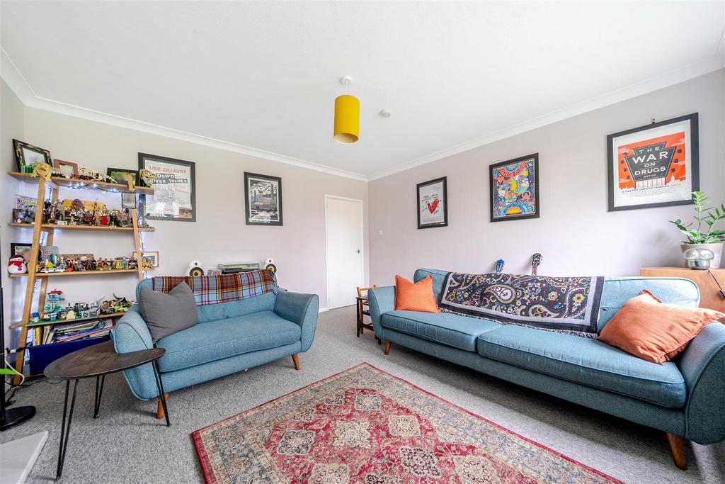 For Sale by Aspire Residential   St Botolphs Road