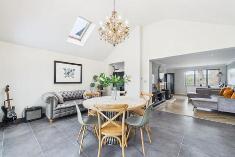 undefined, Broadway, Ashbourne DE6