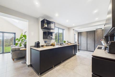 undefined, Broadway, Ashbourne DE6