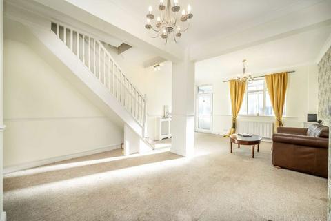 undefined, Staines Road East, Sunbury-On-Thames TW16