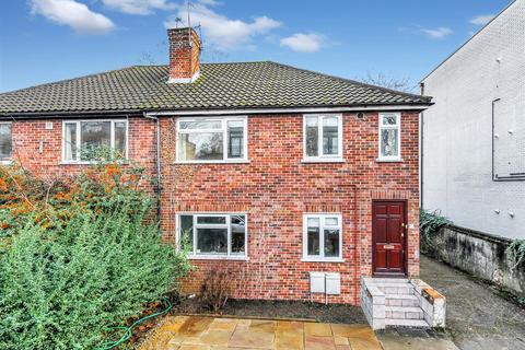 2 bedroom flat for sale, Christchurch Avenue, London NW6
