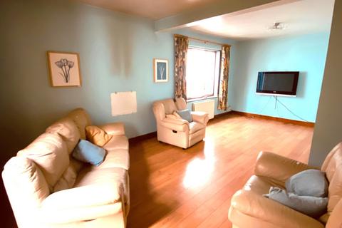 undefined, Park Road, Uxbridge, Greater London, UB8