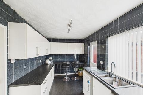3 bedroom terraced house for sale, Waveney Road, Hull, HU8 9ER
