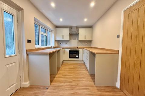 2 bedroom end of terrace house for sale, Hadcroft Road, Stourbridge