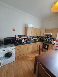 1 bedroom house of multiple occupation to rent, Turlewray Close, London N4