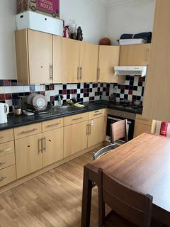 1 bedroom house of multiple occupation to rent, Turlewray Close, London N4