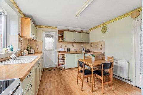 undefined, Bernard Close, Aylesbury HP18