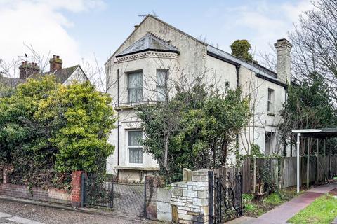 4 bedroom detached house for sale, 106 Pier Avenue, Clacton-on-Sea, Essex, CO15 1NJ