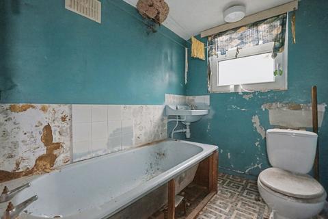 3 bedroom terraced house for sale, 64 Cecil Road, Rochester, Kent, ME1 2HS