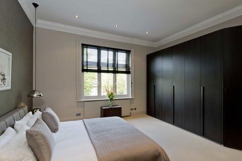 undefined, Fitzjohns Avenue, London NW3