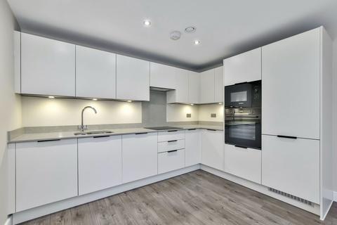 1 bedroom apartment for sale, 20 Junction Court, Watford
