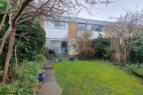 undefined, Fieldend, Twickenham, Twickenham, TW1 4TG