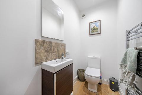 2 bedroom flat to rent, Tyrwhitt Road, London, SE4