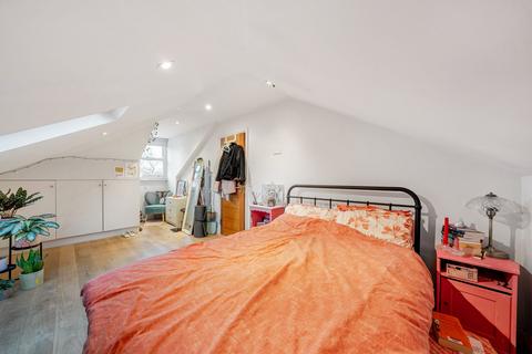 2 bedroom flat to rent, Tyrwhitt Road, London, SE4