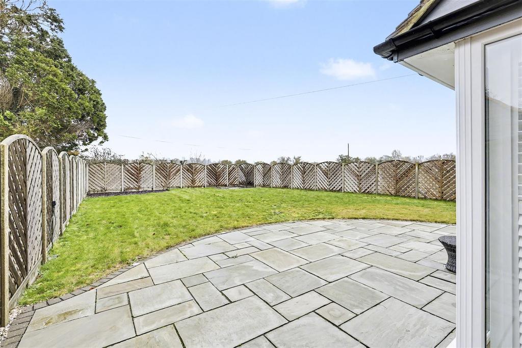 Side garden.JPG