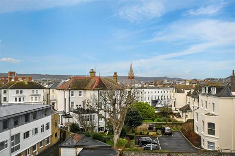 2 bedroom flat for sale, Compton Street, Eastbourne