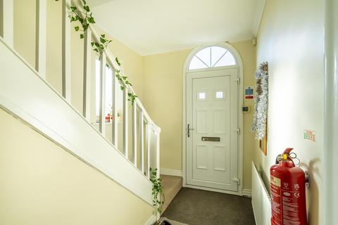 undefined, Melrosegate, York