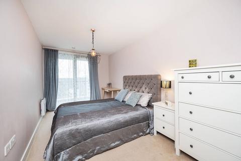2 bedroom flat for sale, Palmers Road, Bethnal Green, London, E2