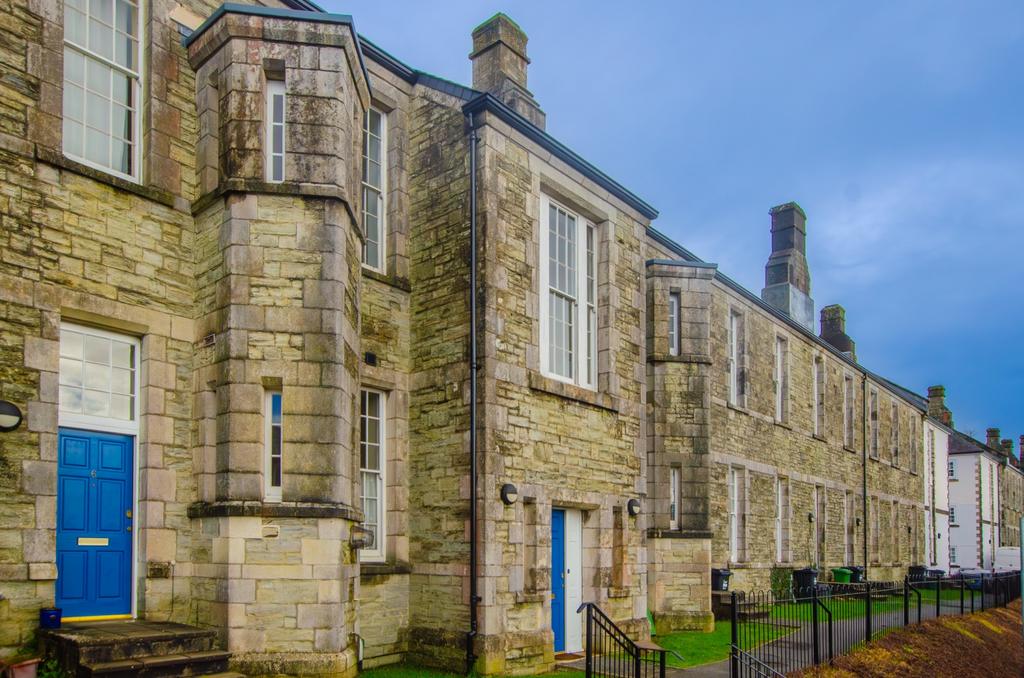 7 Royffe Way TPS Bodmin 01208 74182-1