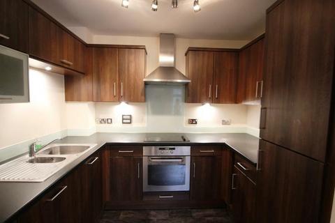 2 bedroom apartment to rent, Addlestone, Surrey, KT15