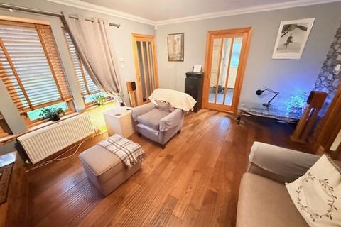 undefined, Chestnut Crescent, Leven, KY8
