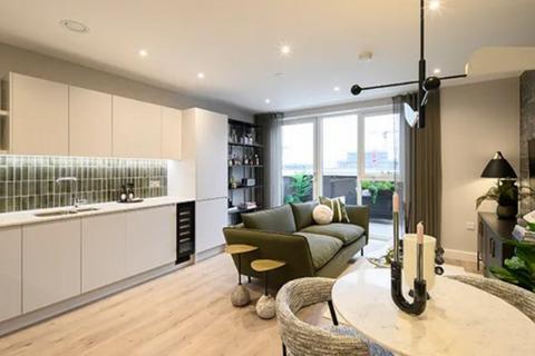 undefined, Lombard Square, London, SE28
