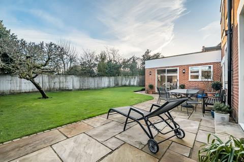 4 bedroom detached house for sale, Belle Avenue, Berkshire RG6