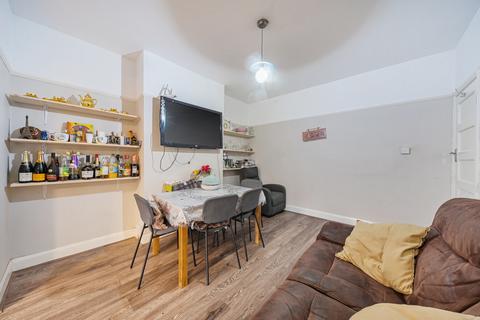 4 bedroom terraced house for sale, Pentlands Close, Mitcham CR4