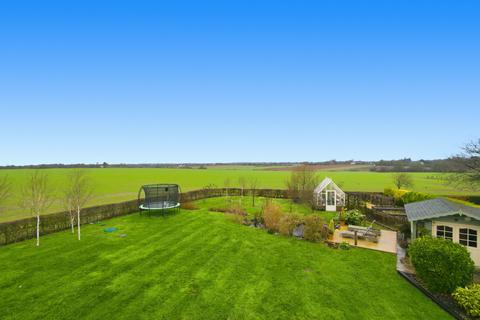 4 bedroom detached house for sale, High Cross Lane, Dunmow CM6