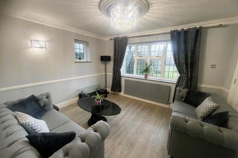 2 bedroom house to rent, Drovers Lane, Buckinghamshire HP7