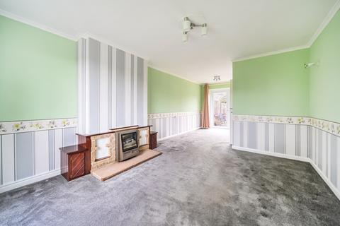 3 bedroom semi-detached house for sale, High Street, Caythorpe, Grantham, Lincolnshire, NG32