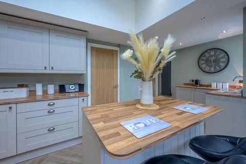 4 bedroom detached house for sale, Rosemary Road, Halesowen, B63 1BN
