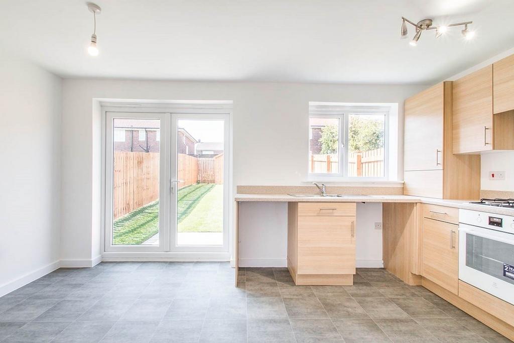 Kitchen/Dining Area