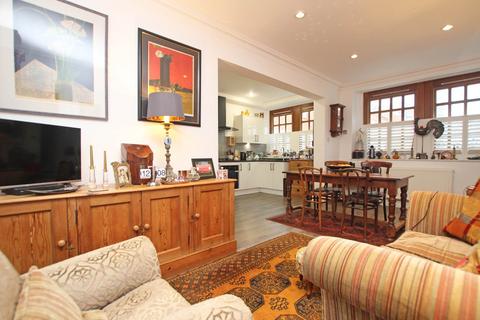 2 bedroom terraced house for sale, De Walden Mews, Eastbourne, BN20 7QU