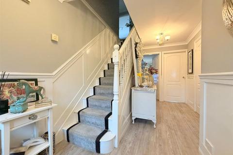 4 bedroom detached house for sale, Willows End, Stalybridge SK15
