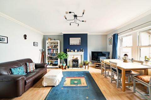3 bedroom flat for sale, South Road, Hillside - Superb Maisonette Flat With Panoramic Views