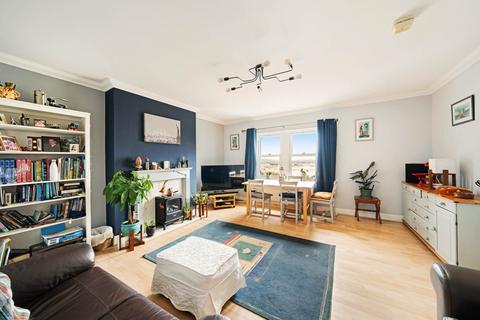 3 bedroom flat for sale, South Road, Hillside - Superb Maisonette Flat With Panoramic Views