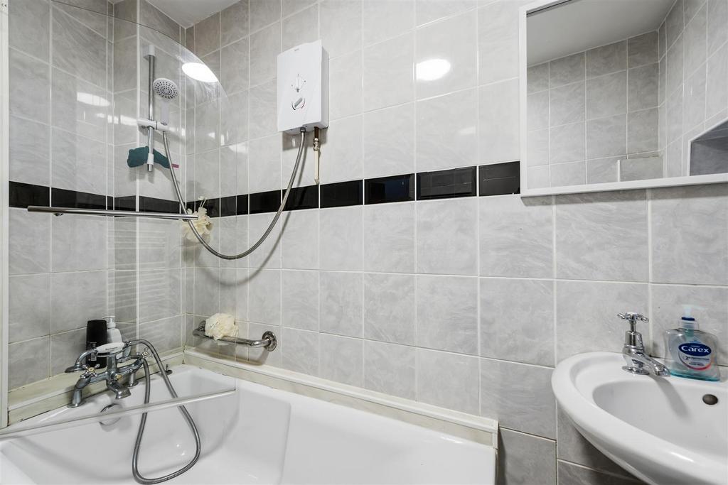 Bathroom - bath and shower.jpg