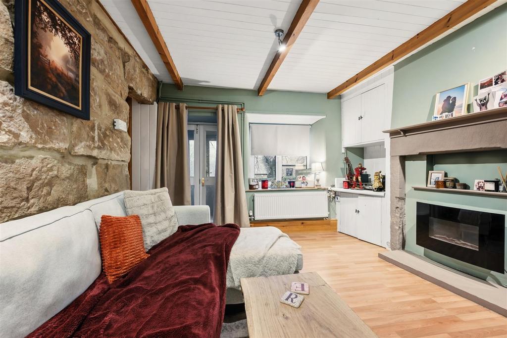 Living Room to window.jpg