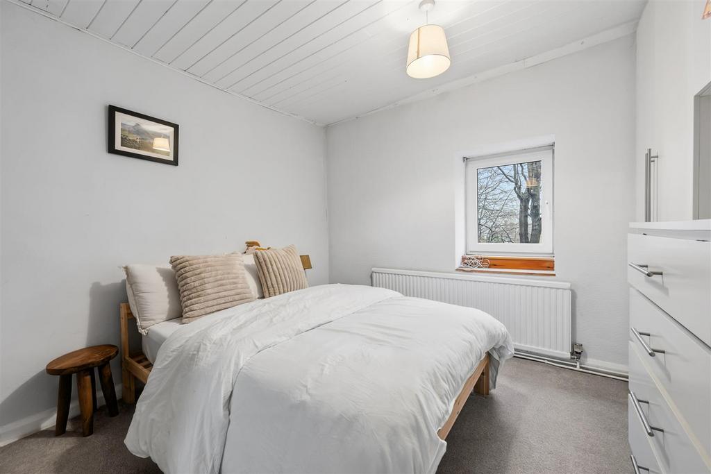 Bedroom One.jpg