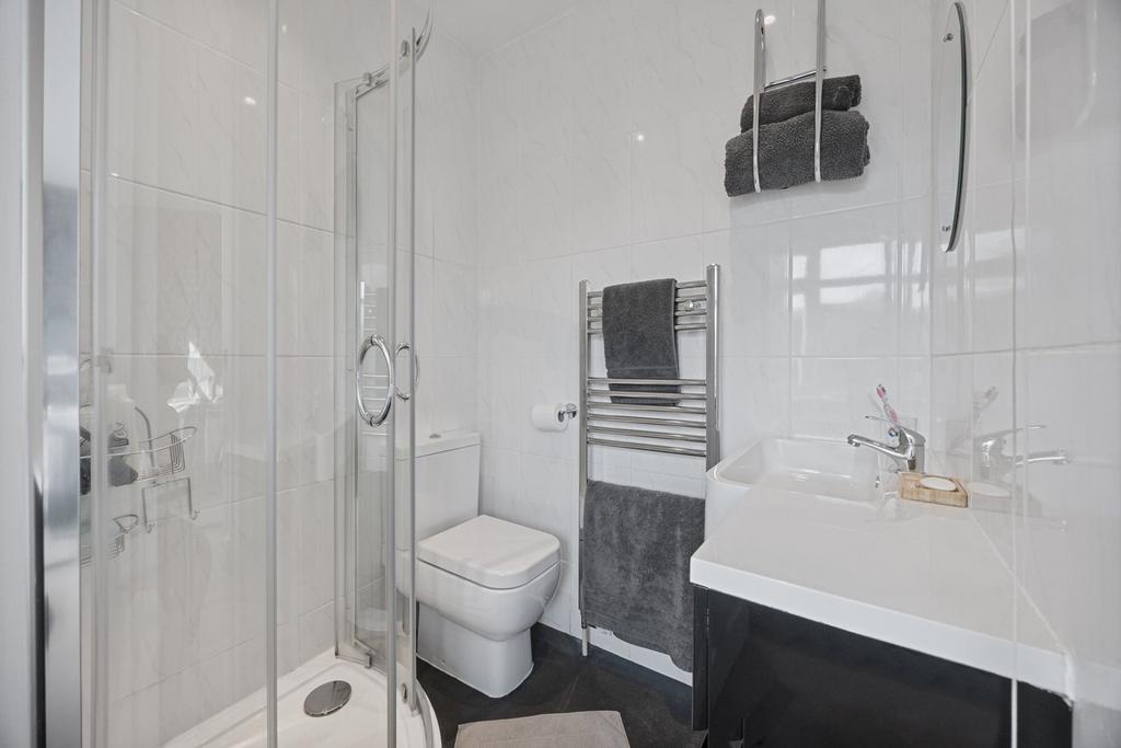 En suite shower room
