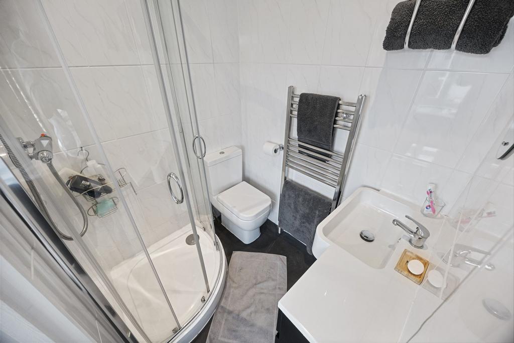 En suite shower room