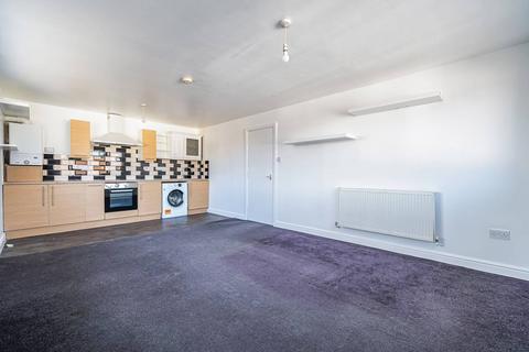 1 bedroom flat to rent, Miles Road, Mitcham, CR4
