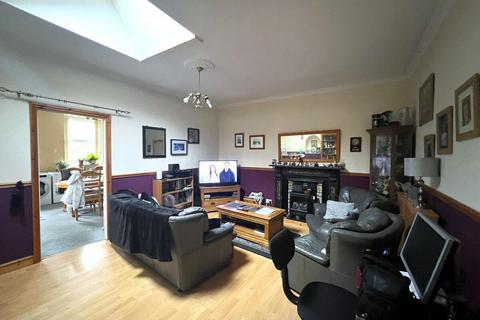 4 bedroom semi-detached house for sale, Holyhead Road, Gwalchmai, Anglesey, LL65