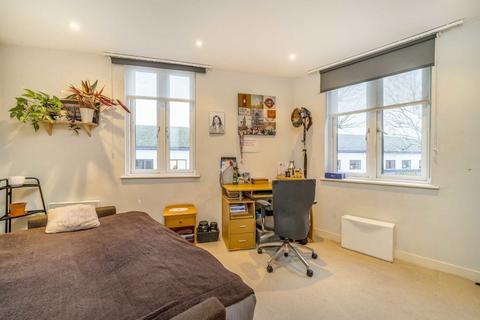 undefined, Manor Road, London W13
