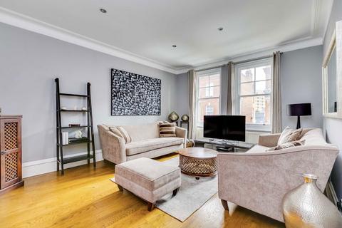 3 bedroom flat to rent, Beaumont Avenue, London W14